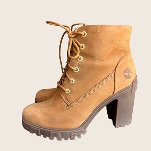 Timberland Women’s Tan Nubuck Heel Laced-Up Ankle Boots Lug Sole Size 10